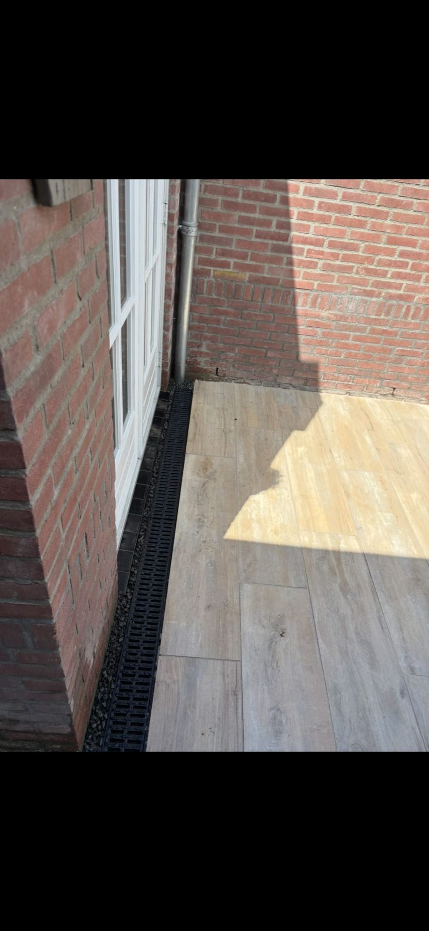 Houtlook terras met drainage
