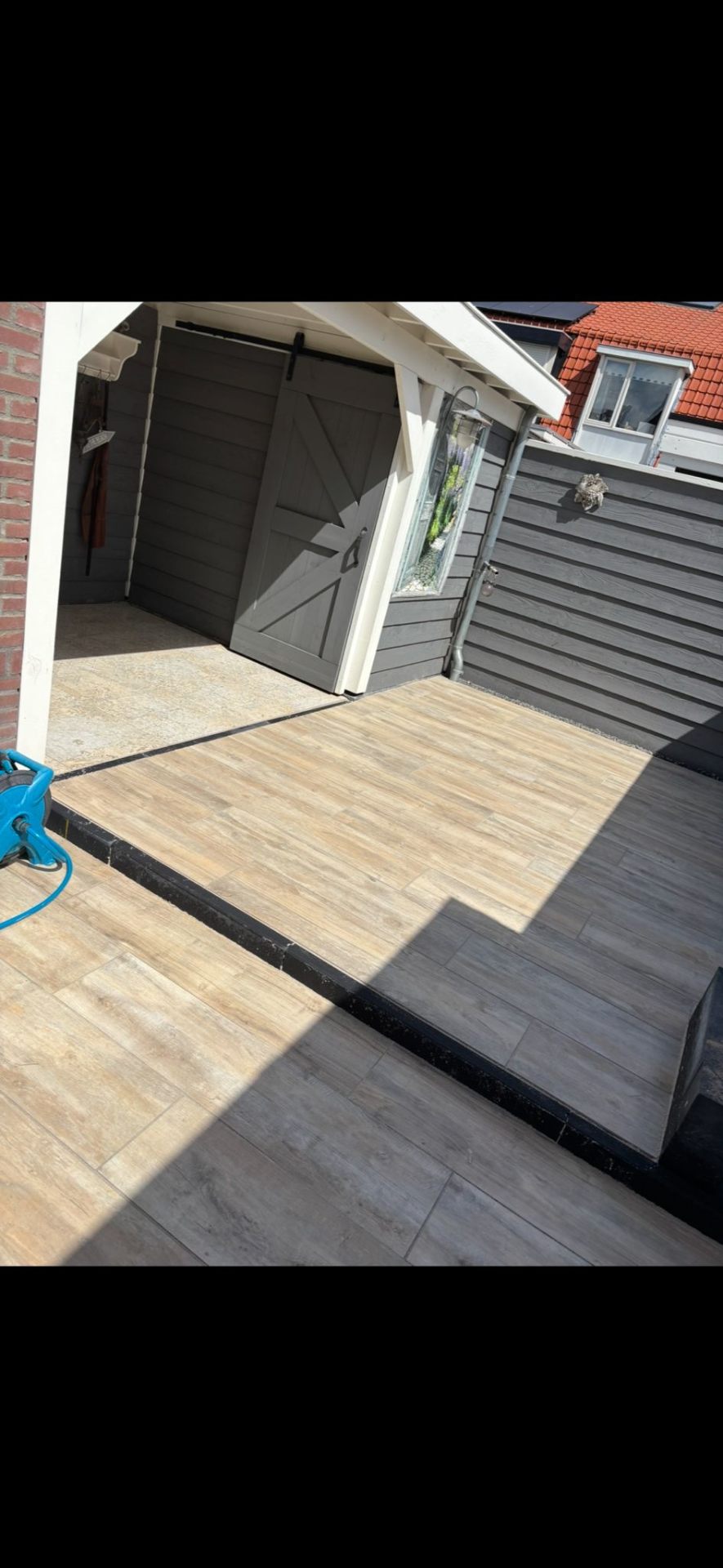 Terras in houtlook keramiek